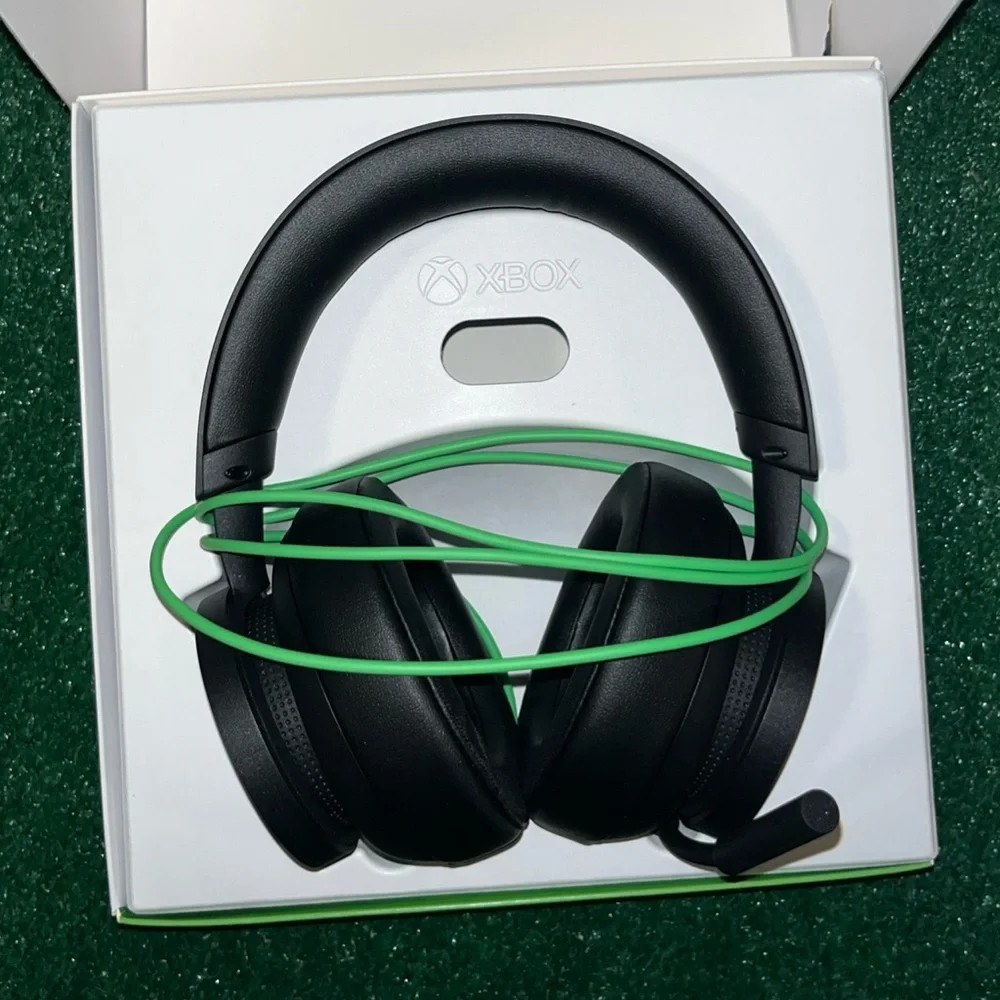 Microsoft Xbox Wired Gaming Stereo Headset for Xbox Series X|S, Xbox One - Black